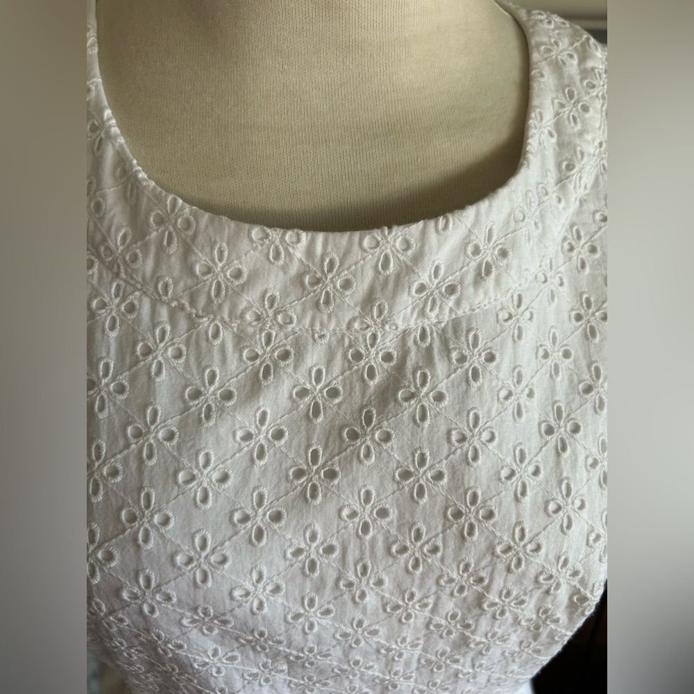 VINEYARD VINES White Lace Midi Dress with Back Cut-Out, Size 2 NWOT - Picture 5 of 12